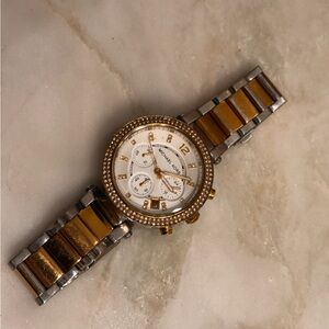 Michael Kors Two-Toned Women’s Watch - 🛠️ Needs Some TLC
